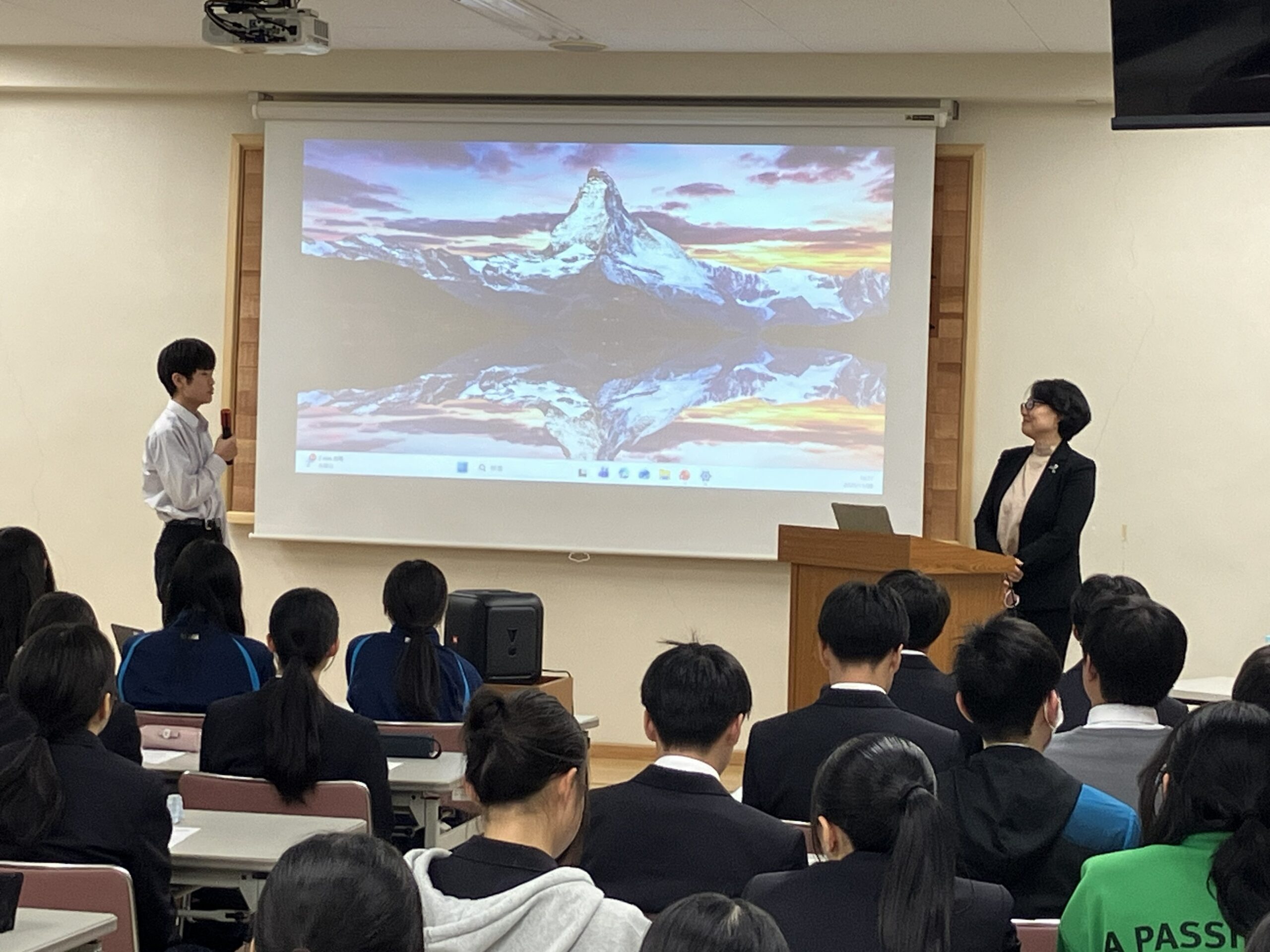 ツルガビト敦賀高校で講演！勇気をもってやってみよう ～未来の最前線～